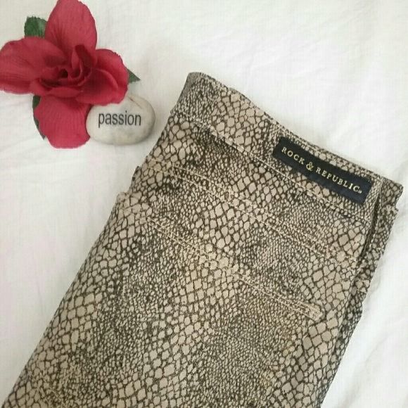Rock & Republic Denim - ❌SOLD❌Rock & Republic 16W Women's Snakeskin